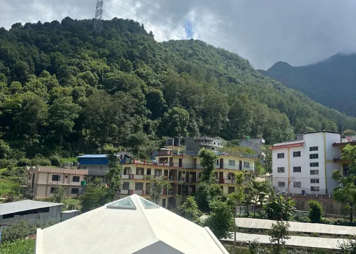 Auroma Guest house