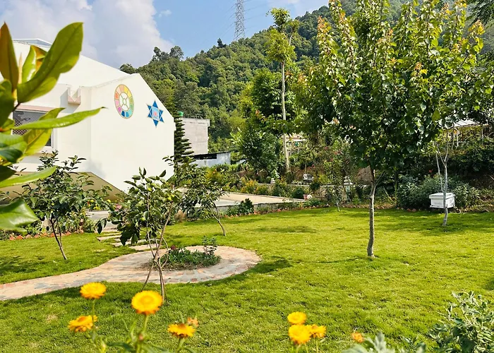 Auroma Guest house